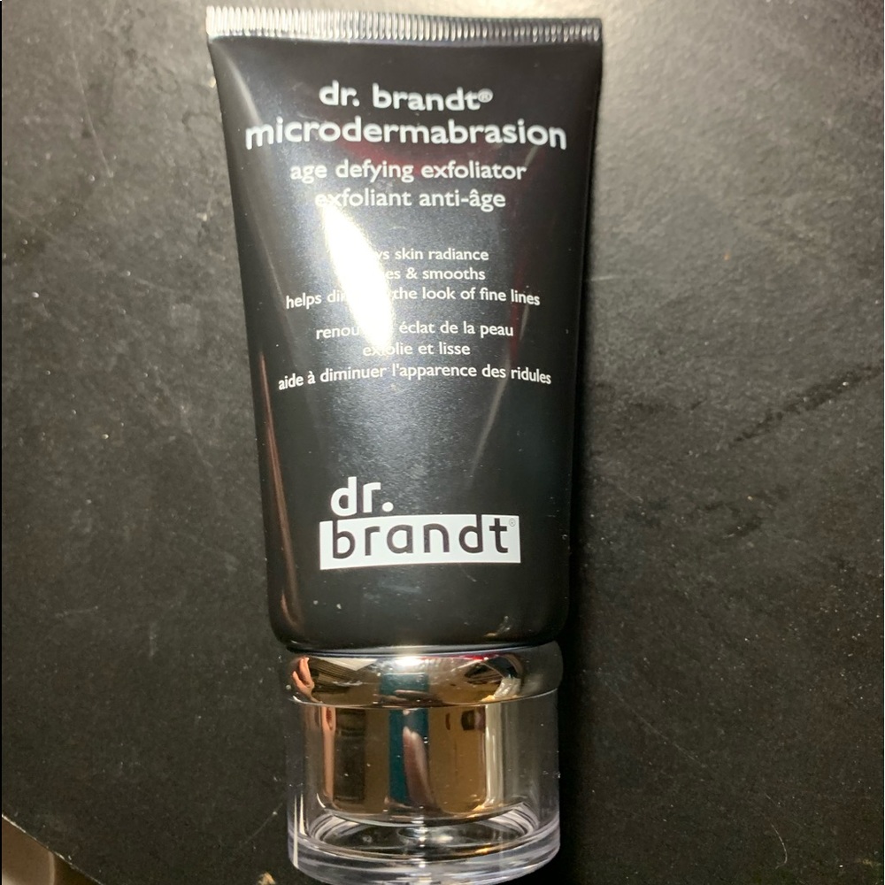 Microdermabrasion Age defying Exfoliator